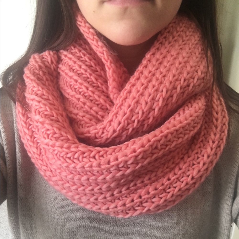 Infinity scarf
